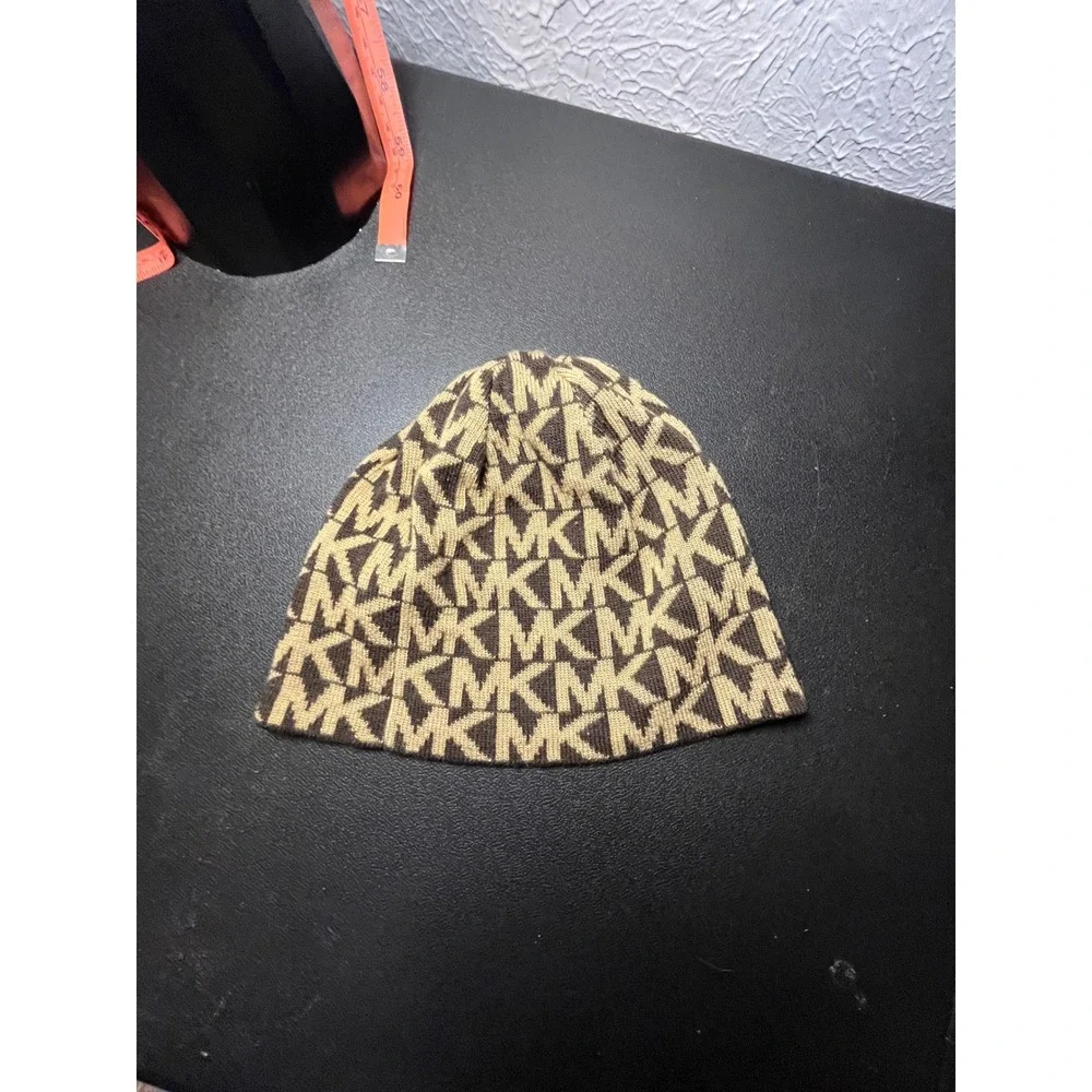 Michael Kors Womens‎ Monogram Logo Knit Beanie Hat Brown Tan One Size O/S